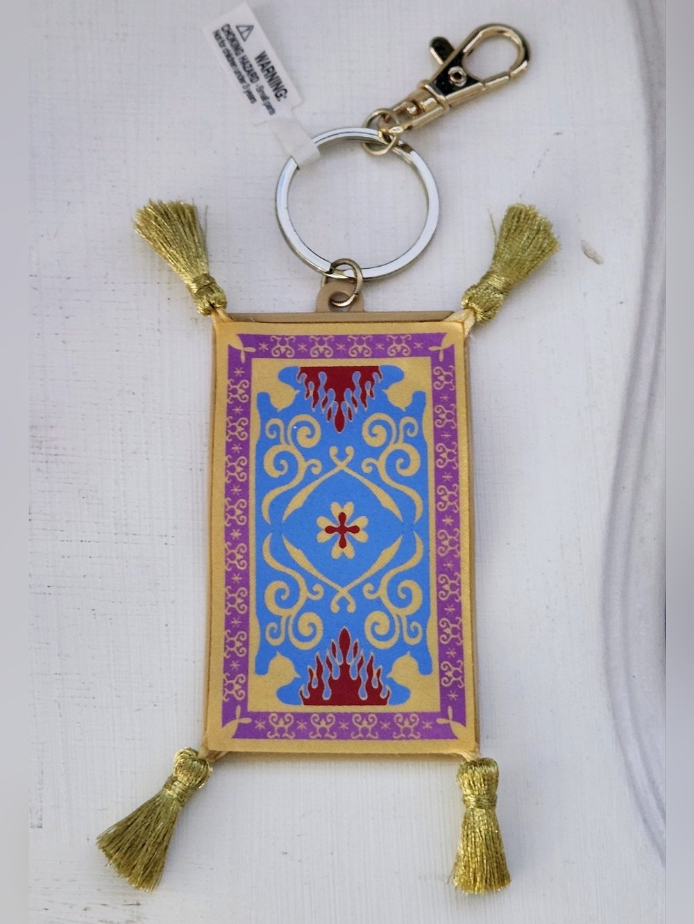 Disney Parks Aladdin Magic Catpet Keychain NEW